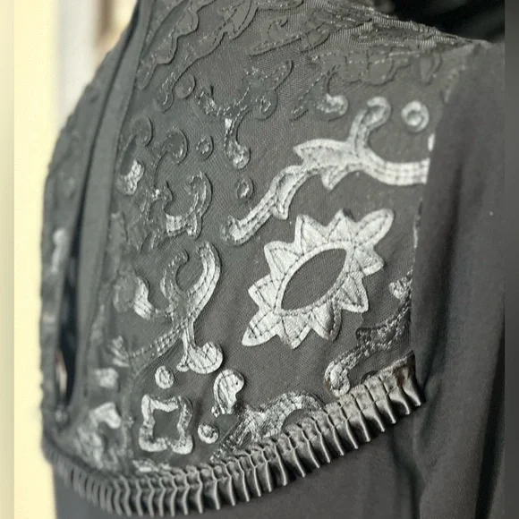 🤩 NEW ITEM! Analili Irma Ruched Tunic Dress Black Asymmetrical Midi Knee Length - Picture 8 of 13